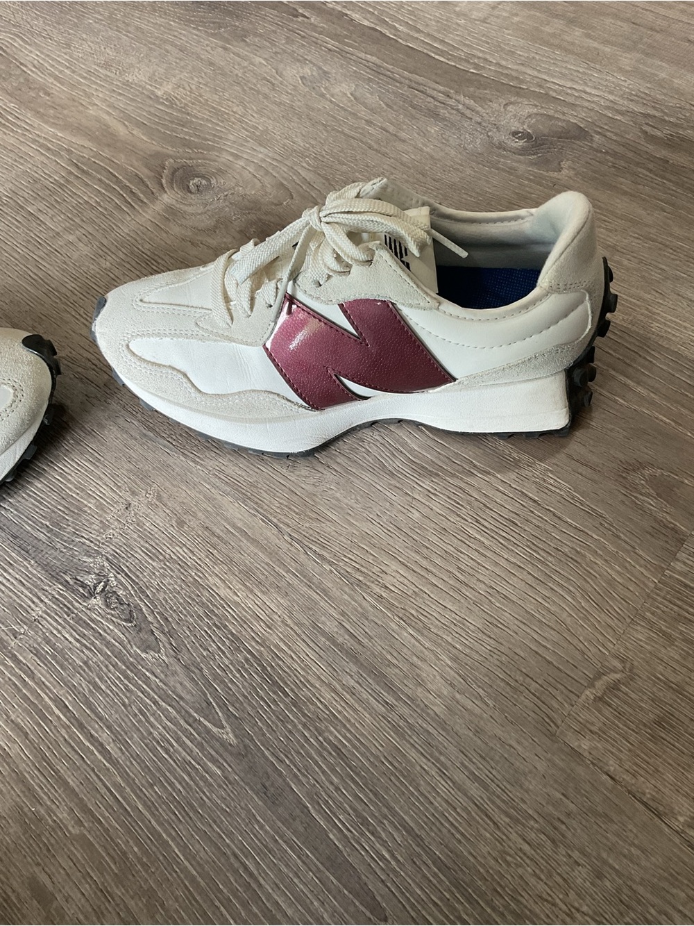 New Balance Cream and Maroon Low-Top Sneakers - Picture 4 of 10